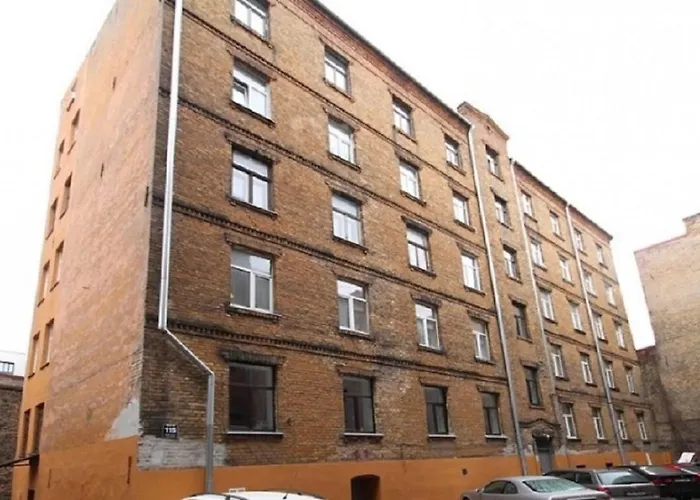 Cozy In Good Location! Dzīvoklis *