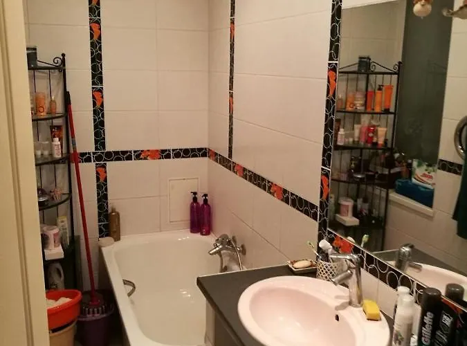 Cozy In Good Location! Апартаменты